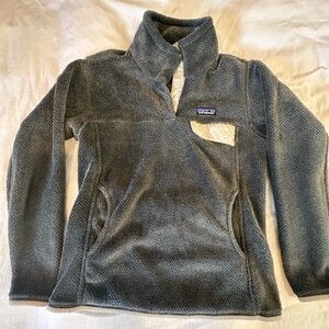 Patagonia Gray Fleece Pullover with Cream Accents